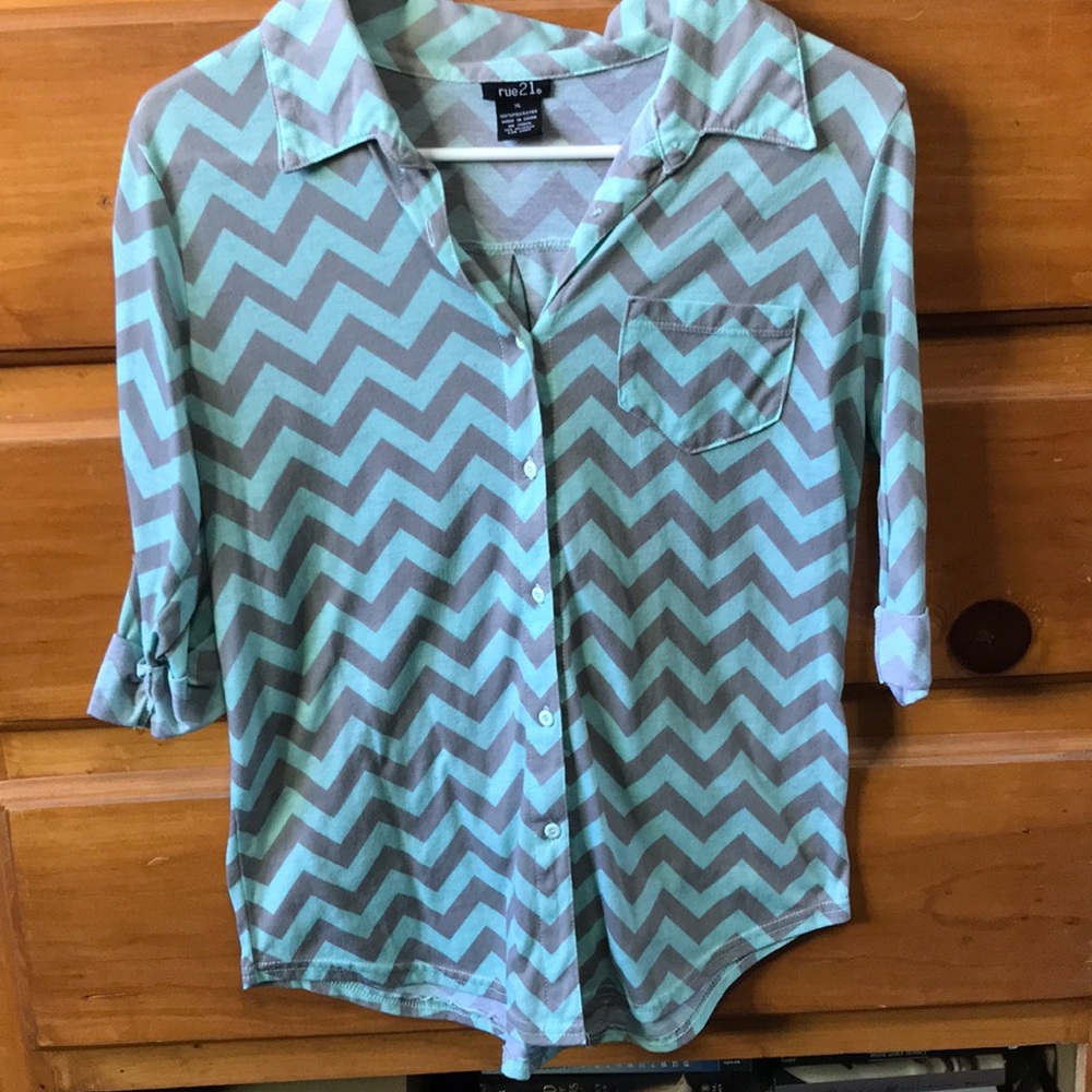 Polyester blouse - Picture 1 of 2